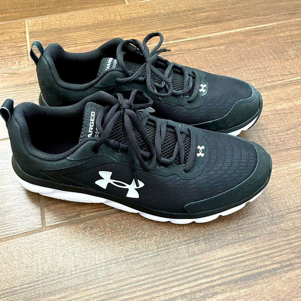 Men’s Under Armour sneakers size 12